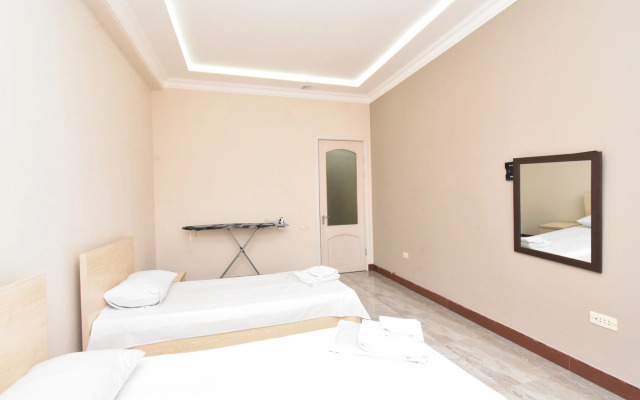 RentInnYerevan Pavstos Buzand 13 Street Apartments