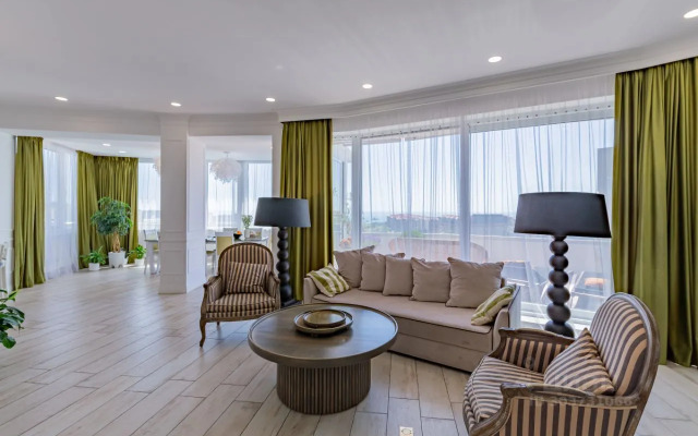 Квартира на Красногвардейской 38АлитА