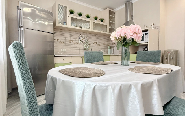 Квартира Уютная однокомнатная на 2 этаже 19-этажного дома