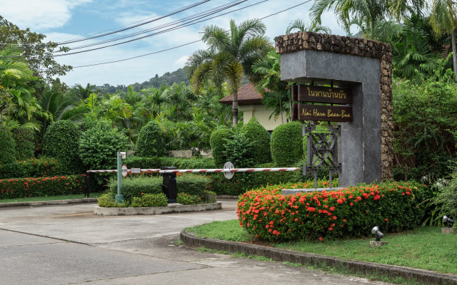 Traditional Thai 2BR in Baan Bua Estate Villa