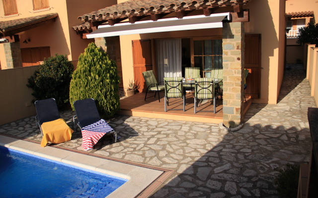 Mariposa Villa