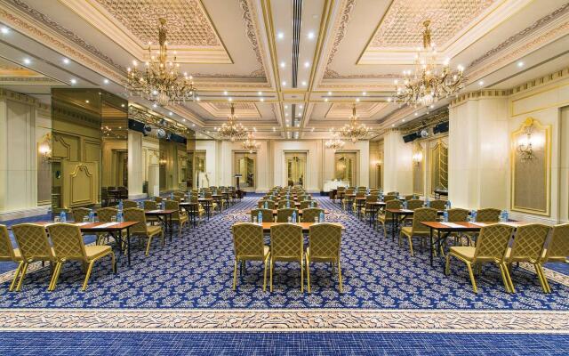 Elite World Istanbul Taksim Hotel