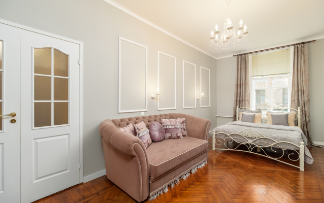 Апартаменты Лофт у Площади Восстания 3 спальни