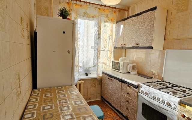 Апартаменты Ельниская 12