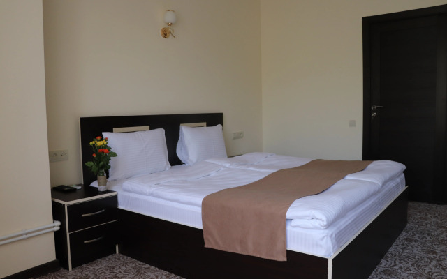 Erevan Tsentr Hotel