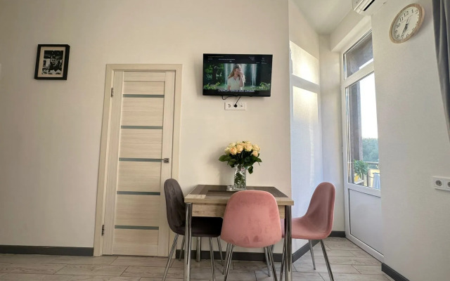More Kvartir Ryadom Ekopapk s Zhivopisnym Ozerom Apartment