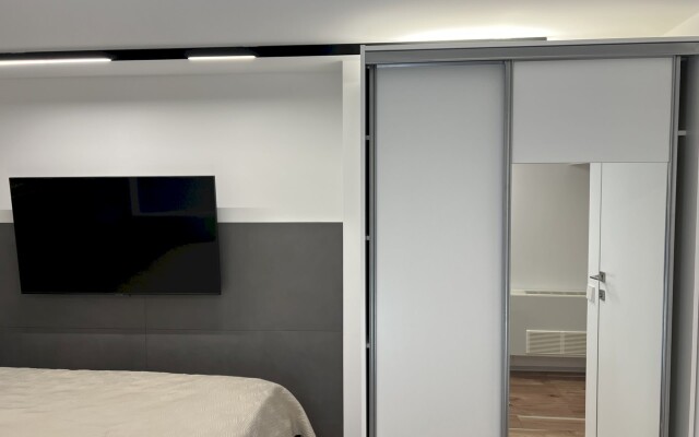 Апартаменты 312 Двухуровневые Крымская 3/4