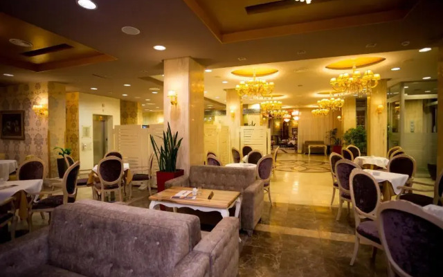 Colosseo Hotel