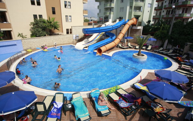 Almera Park Apart Hotel