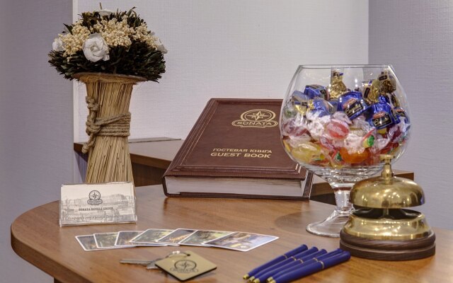 Sonata Nevsky 5 Dvorcovaja ploshhad' Hotel