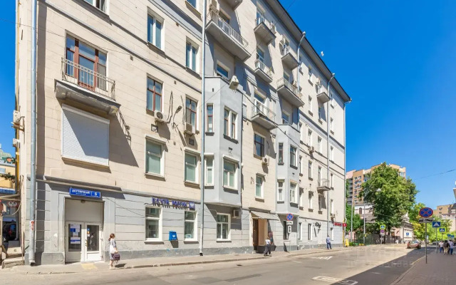 Degtyarny Pereulok 5 S 1 Apartments