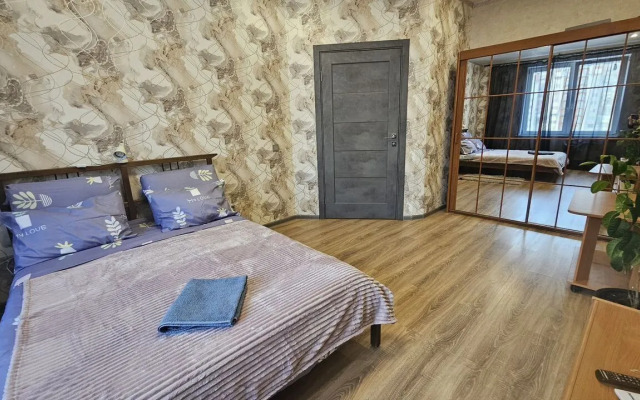 Квартира просторная на бульваре Космонавтов 5