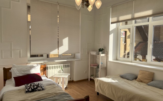 Частный Дом 327 с Бассейном и Видом на Горы