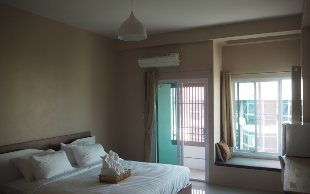 Habitat Hotel