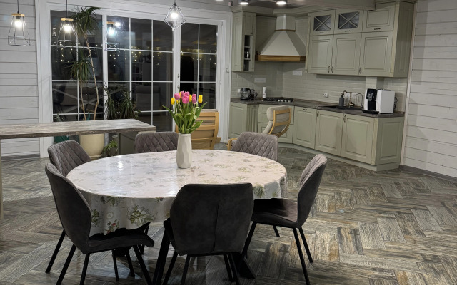 Частный дом на улице Суворова 11