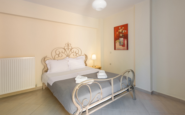 Miroir Private Pool Elani Villa