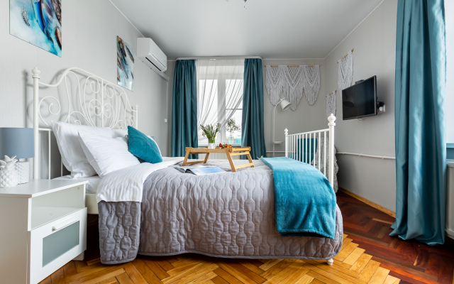 Квартира Двухкомнатная В Гостях у Петербурженки