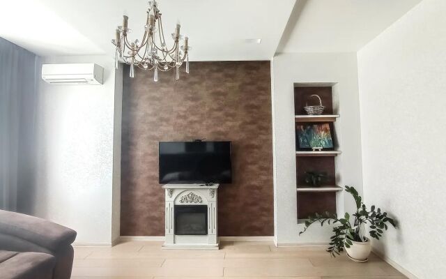 Na Sheynkmana 111 Flat