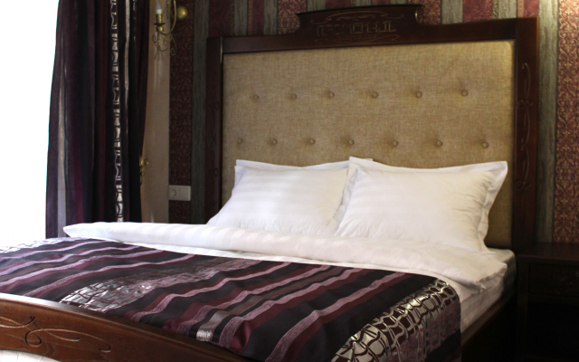 Promenad Hotel