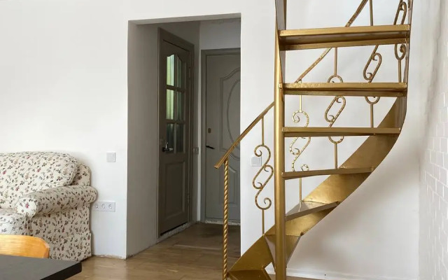 S Sadom I Basseynom Private house