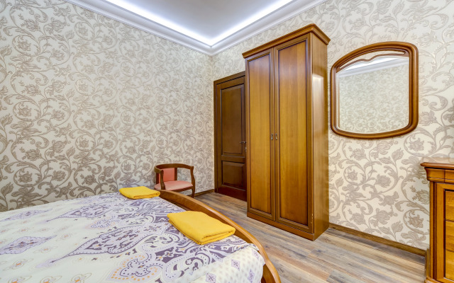 Апартаменты Студия Делюкс на Караванной в самом центре