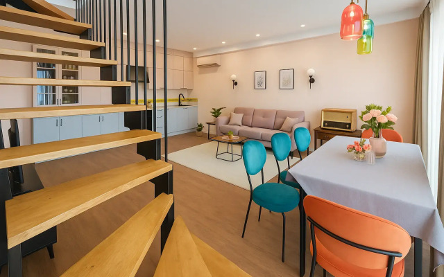 Апартаменты Просторная Двухэтажная