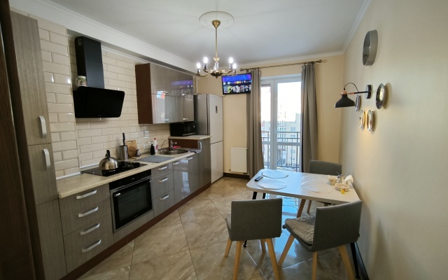 Апартаменты на 8-м этаже в центре, 70 кв. м.