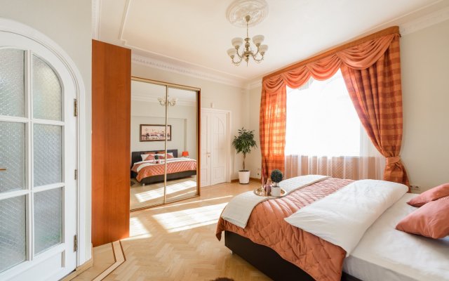 Квартира 5 комнат Пентхауз с видом на Кремл