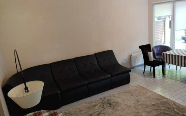 Chkalova 47 Opalikha Private house