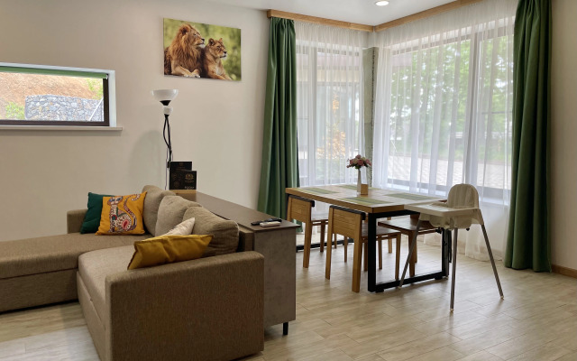 Apartment Semeynye Dvukhkomnatnye Apartamenty Na Ul Glavnoy, 21l