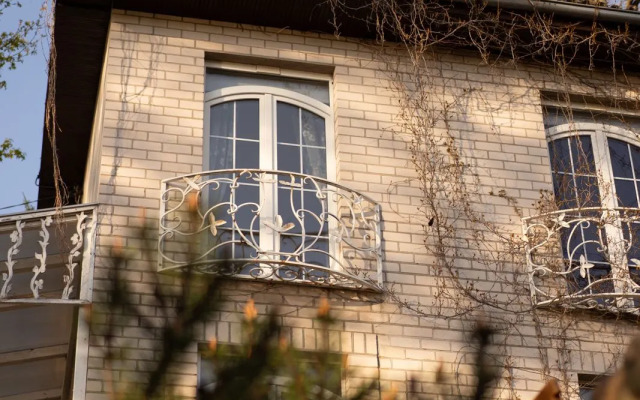 Вилла на берегу Тихого озера