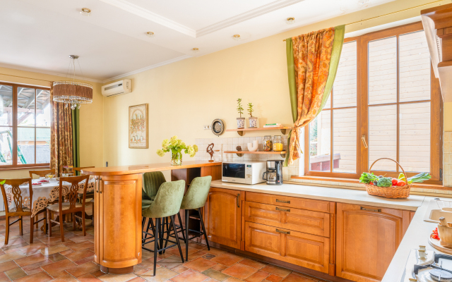 Bely Kottedzh Private House