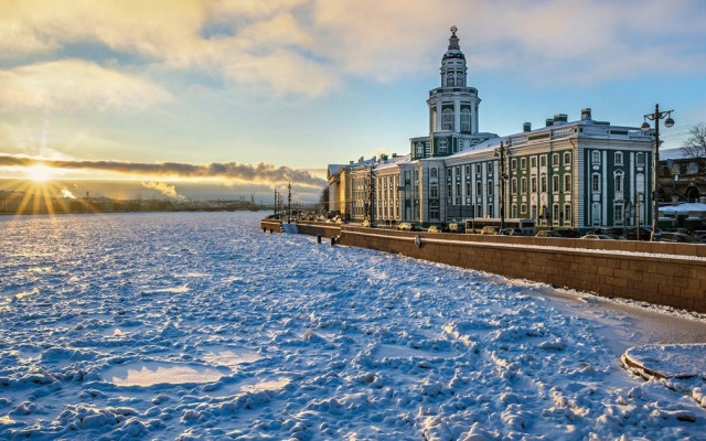 Апартаменты С Видом на Неву и Литейный Мост