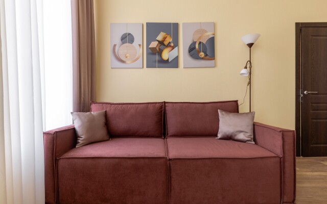 One-Room R&B Apartments on Nevsky 23