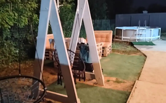 Частный дом Барнхаус с баней с видом на лес