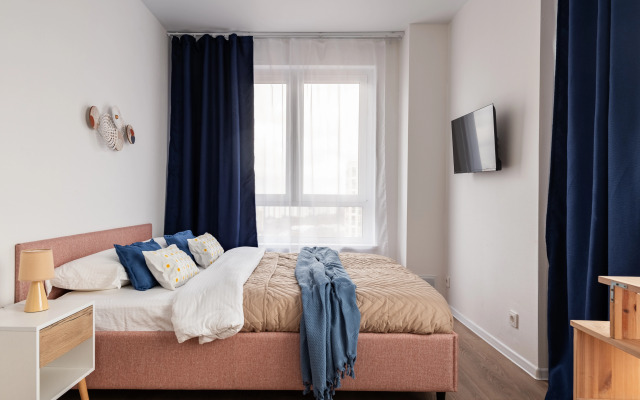 Chetyrekhkomnatnaya Dizainerskaya Vidovaya Flat