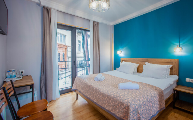 Central Gate Tbilisi Boutique Hotel