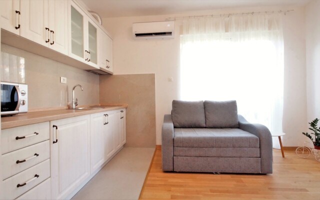 Kala Rooms & Suites Apartments