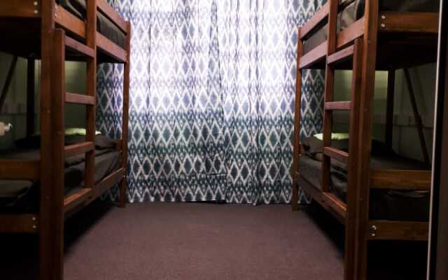 Fikus Hostel