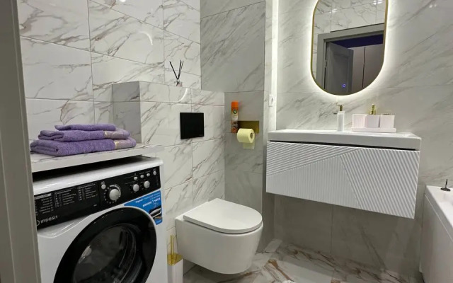 Dizayn Kudrovo s Kachelyyu Apartments