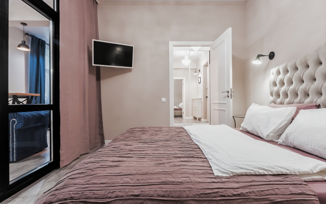 Na Gorkogo 136 Flat