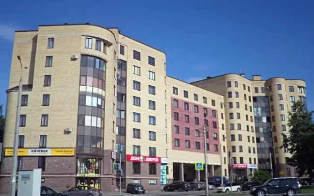 S Vidom Na Pokrovskuyu Bashnyu I Reku Velikuyu Flat