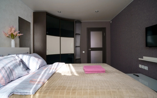 Квартира Righ Room на Георгия Амелина 9