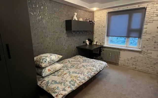 Bolshaya Kvartira s Yevroremontom Flat