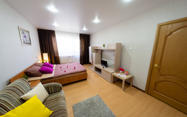Apartamentyi 9 Nochej Rabochij Prospekt