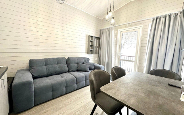 Четырёхместный дом № 15 с 2 комнатами — фото 1