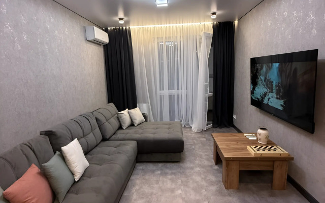 Uyutnaya Kvartira V Kurortnom Gorode Yalta Flat