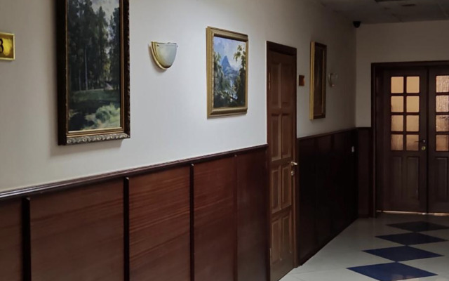 Merkuriy I K Hotel