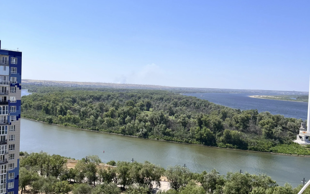 Kvartira Uutnaa S Vidom Na Reku Volga