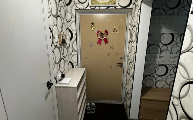 Uyutnaya Dvukhkomnatnaya 20 Minut do Tsentra Flat